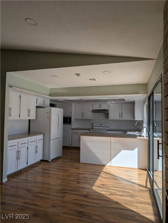 Las Vegas, NV 89169,3412 Sioux WAY