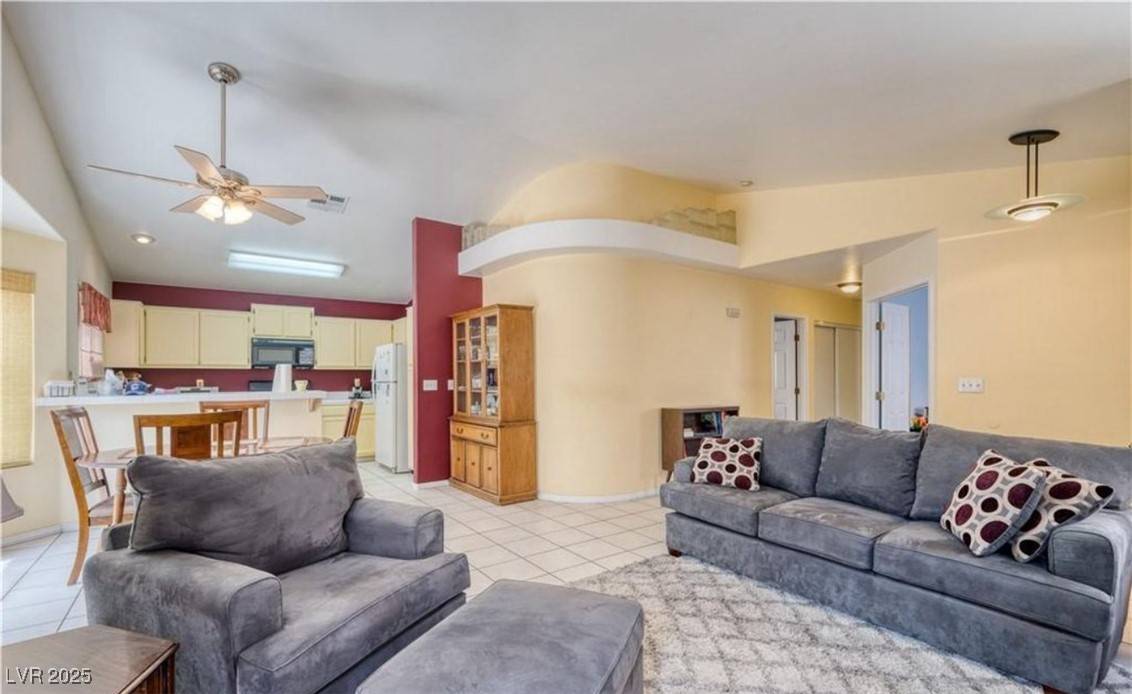 Las Vegas, NV 89145,8013 Tribal CIR