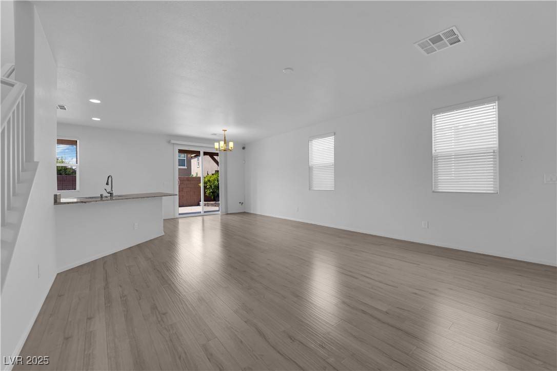 Las Vegas, NV 89148,9205 Keystone Ridge AVE