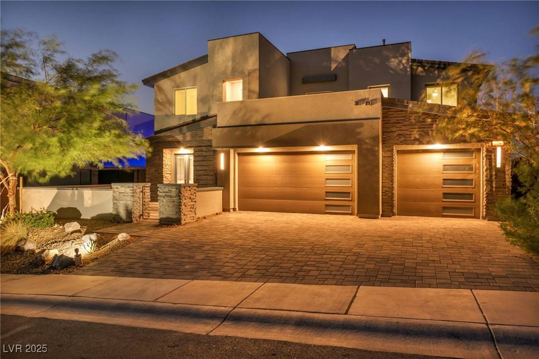 Henderson, NV 89012,218 Shaded Canyon DR