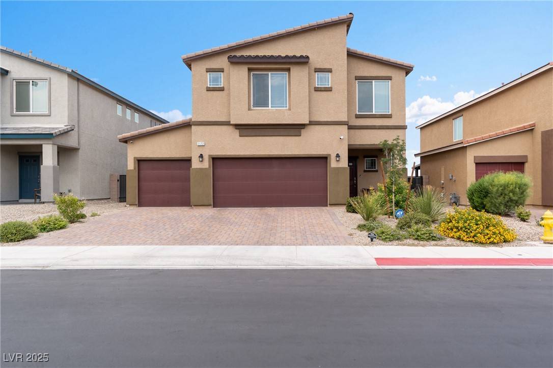 North Las Vegas, NV 89032,1172 Stigrose AVE #112