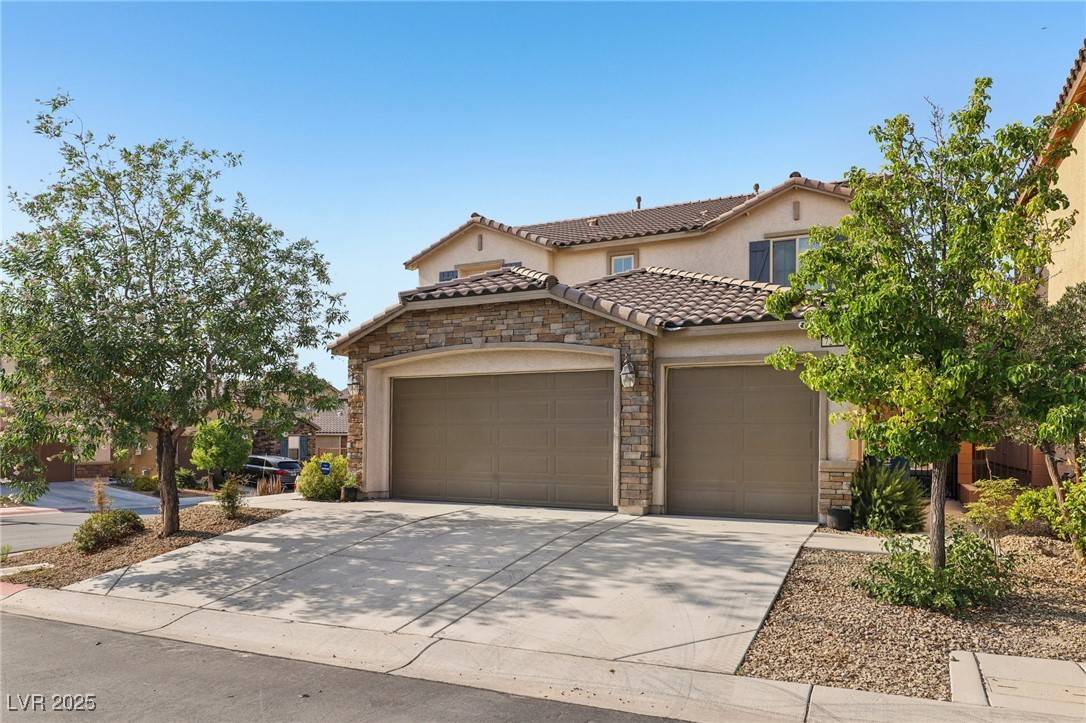 Las Vegas, NV 89117,7245 Blooming Jasmine AVE