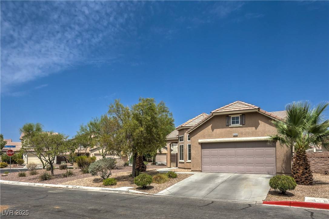 Las Vegas, NV 89081,5209 MOUNTAIN GARLAND LN.