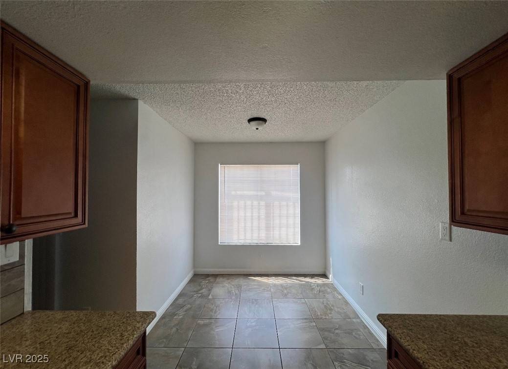 Las Vegas, NV 89121,4561 Carriage Park DR #B