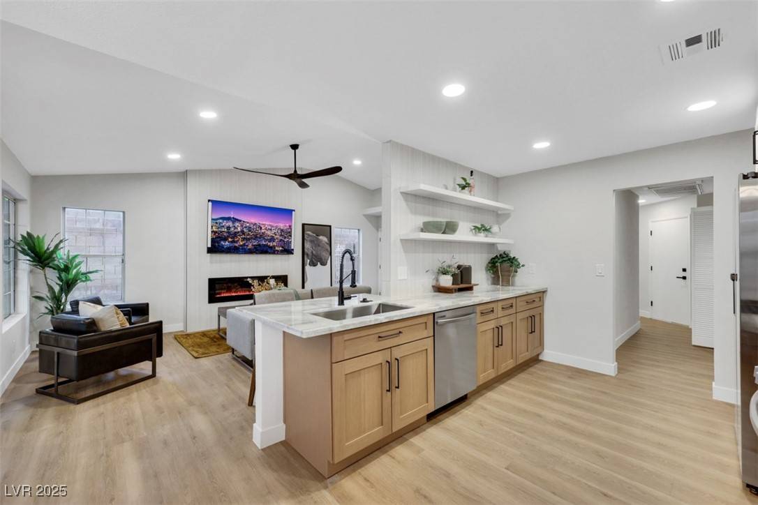 Las Vegas, NV 89128,7701 Sea Cliff WAY