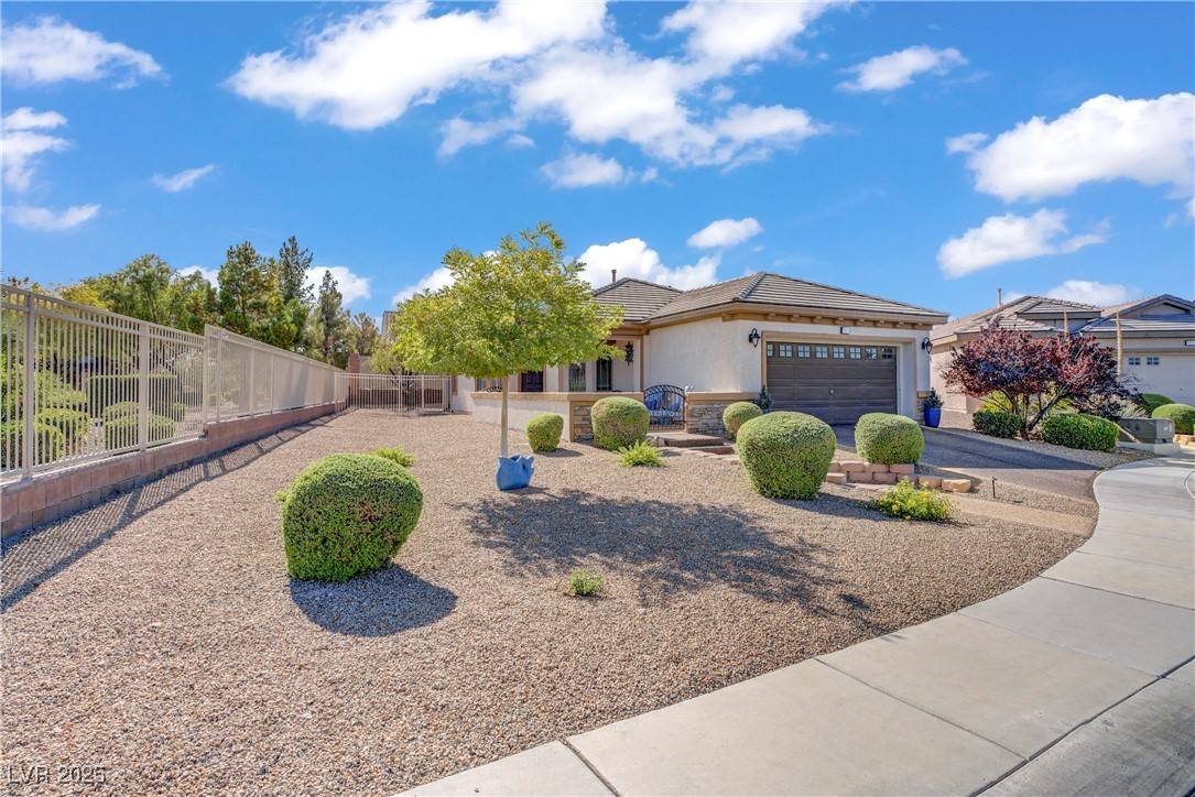 North Las Vegas, NV 89081,5829 Summit Greens ST