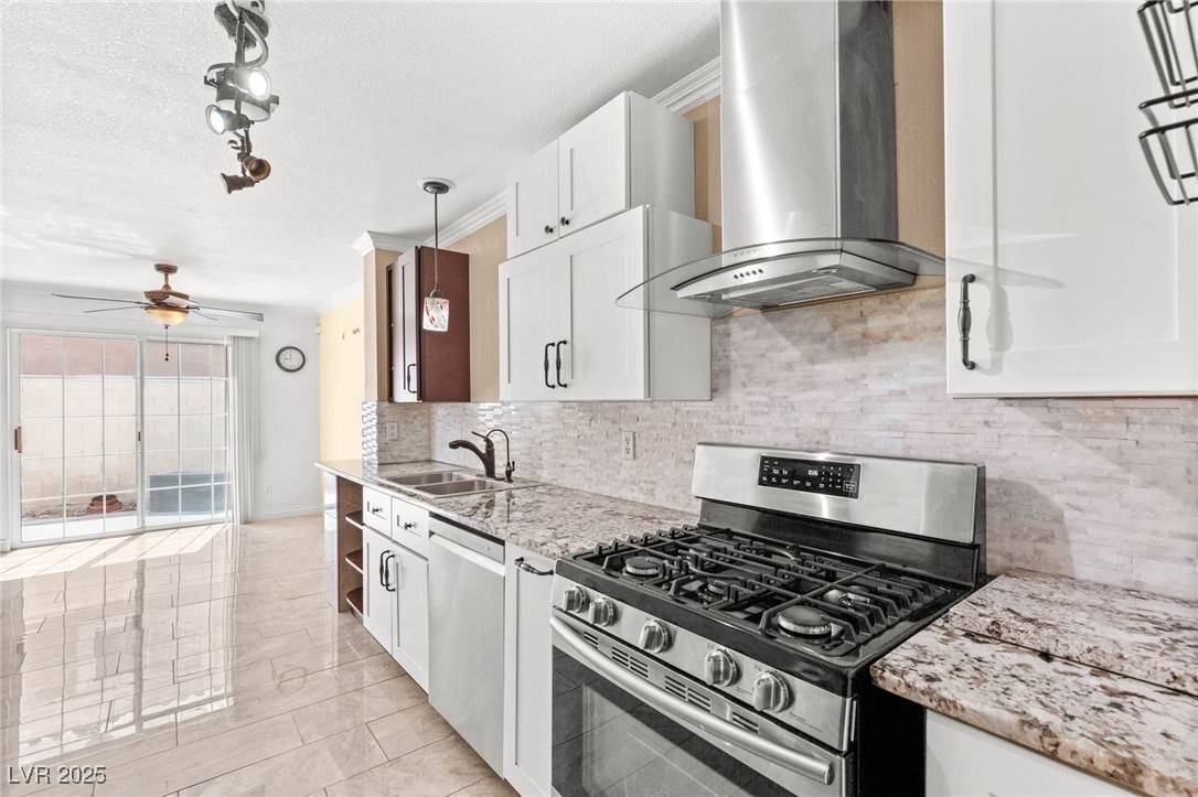 Las Vegas, NV 89129,8409 Sewards Bluff AVE