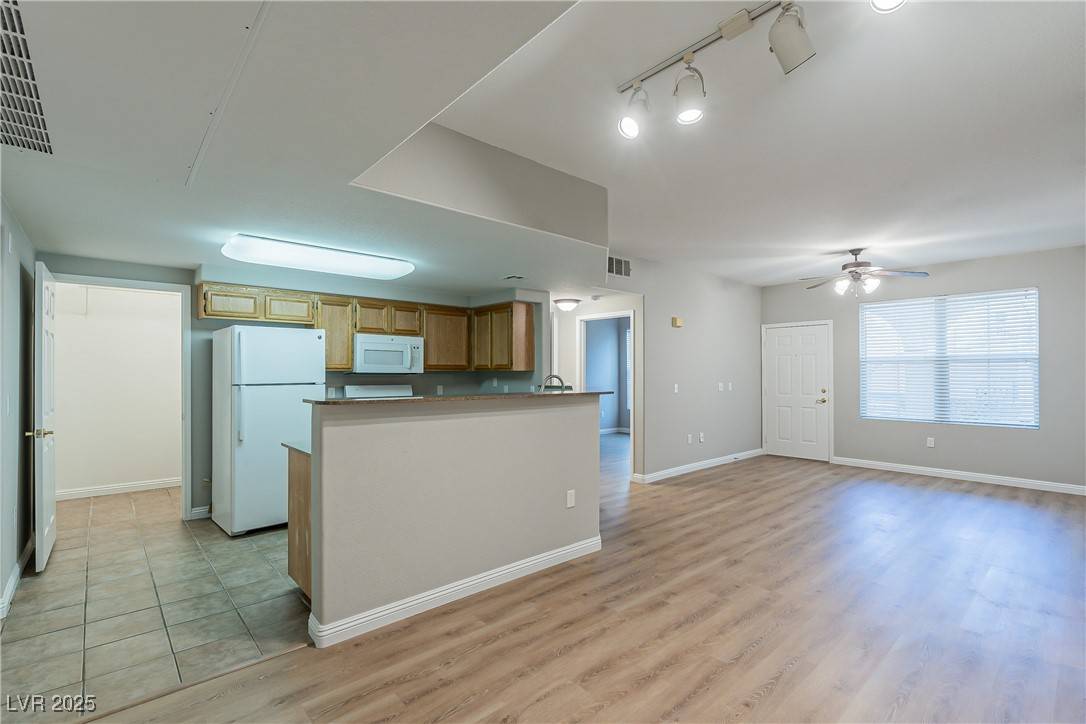Las Vegas, NV 89129,10550 W ALEXANDER RD #1130