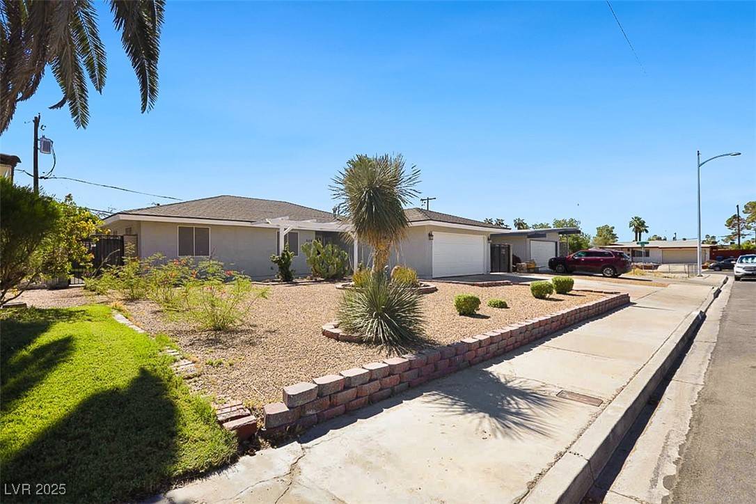 Las Vegas, NV 89107,604 Mayfield ST