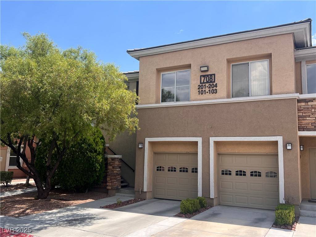 Las Vegas, NV 89144,708 Peachy Canyon #201