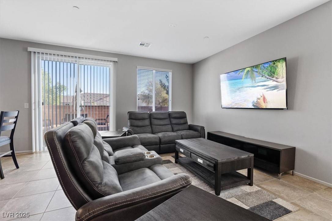 North Las Vegas, NV 89032,3916 Thomas Patrick AVE