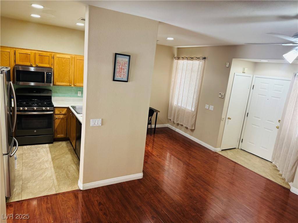 Las Vegas, NV 89128,1201 Dusty Creek ST
