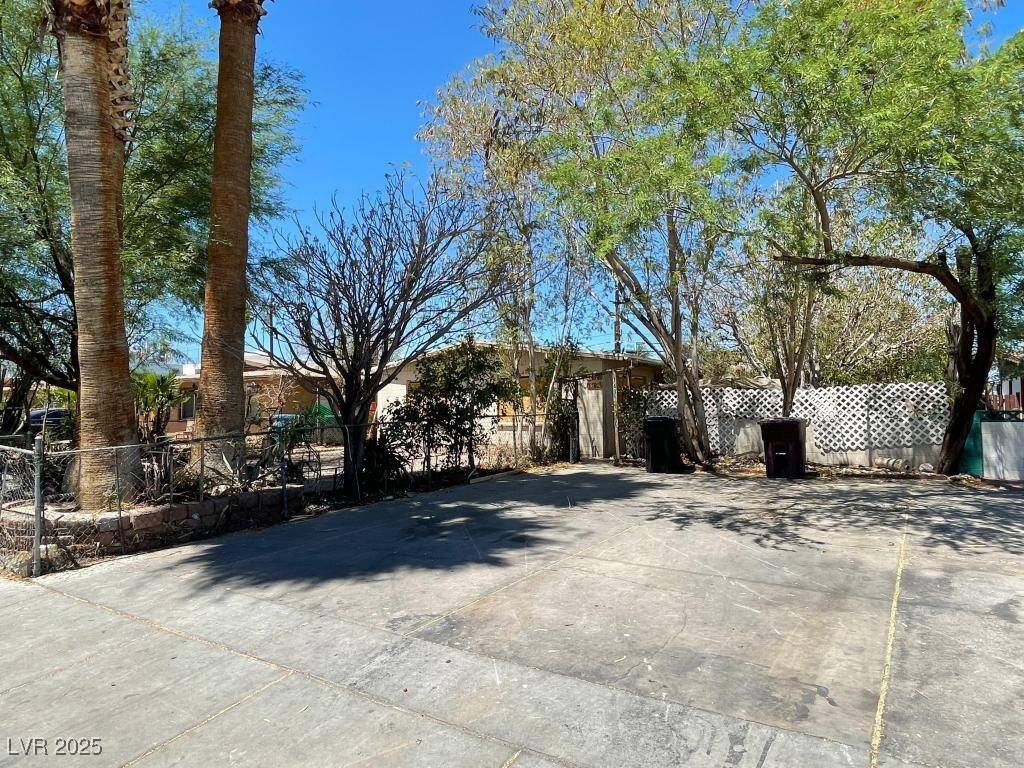 Las Vegas, NV 89104,1498 Rexford PL