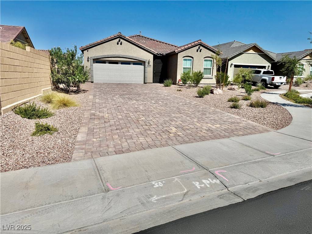 Henderson, NV 89011,580 Quiet Serenade CT