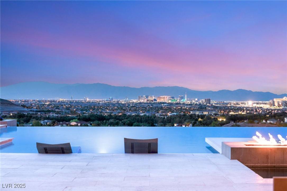 Las Vegas, NV 89141,34 OLYMPIA OUTLOOK DR