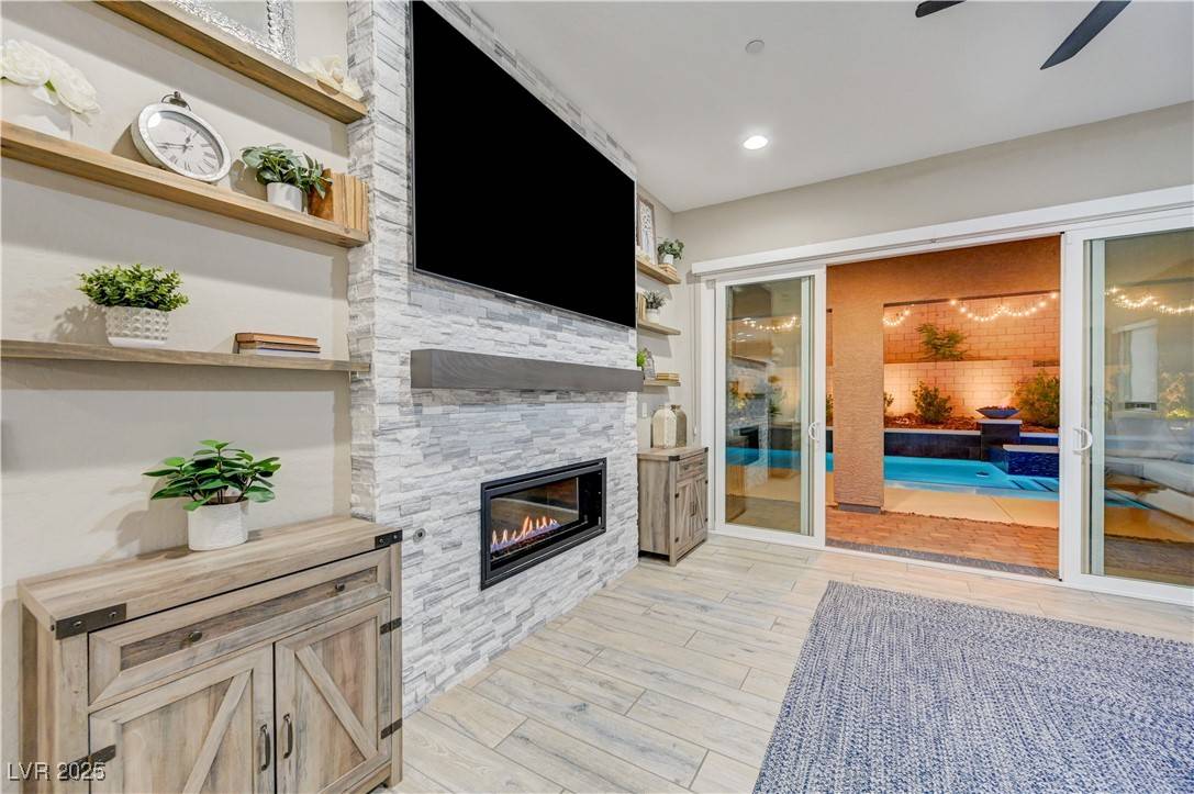Henderson, NV 89011,321 American Quartet LN