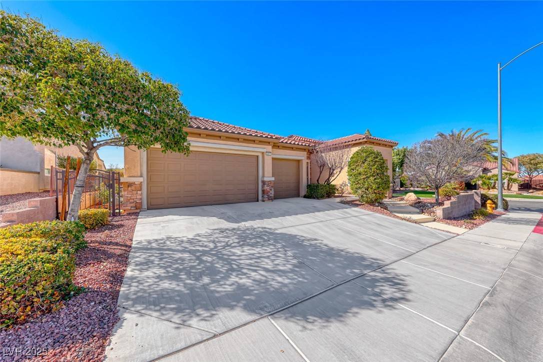Henderson, NV 89044,2357 Wisconsin Dells DR