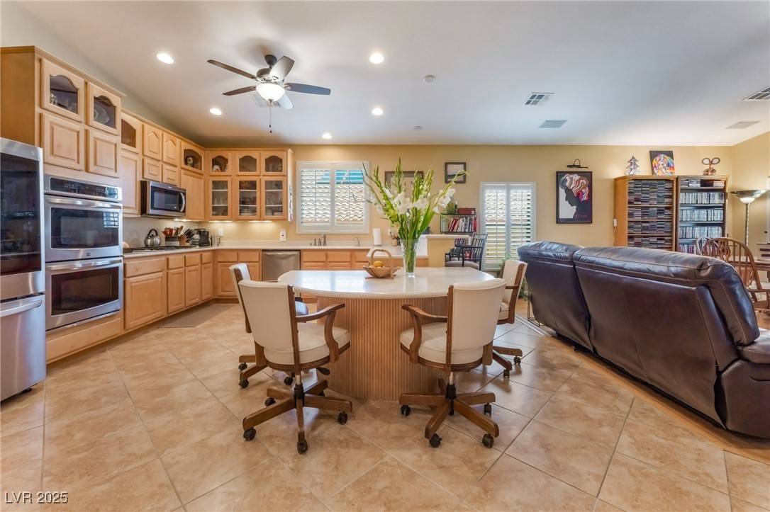 Las Vegas, NV 89131,8127 Sweet Dreams CT
