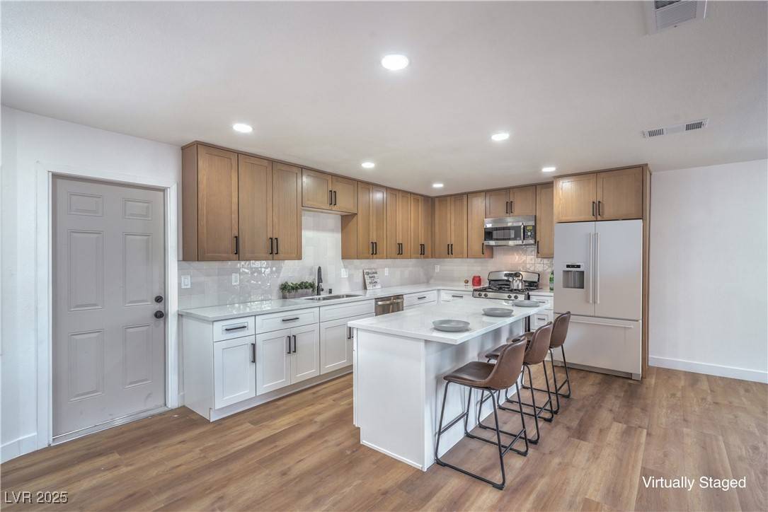 Las Vegas, NV 89142,5279 Consul AVE
