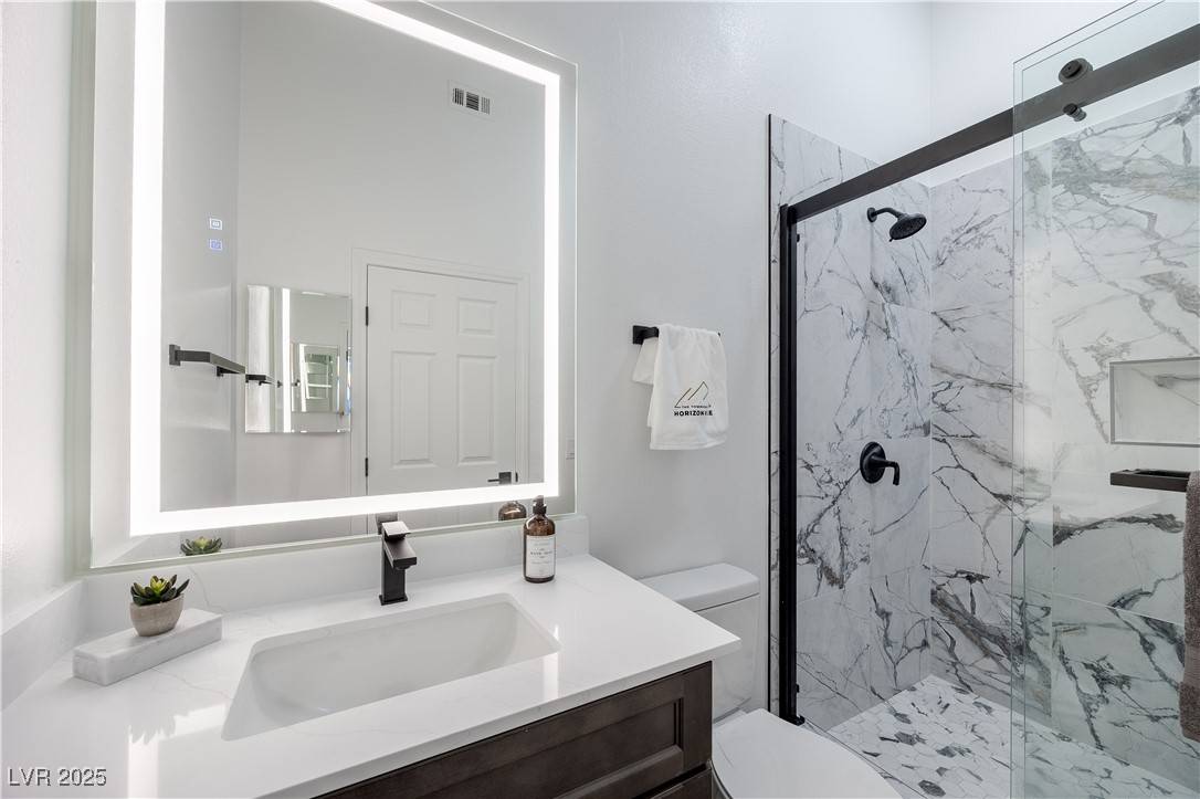 Henderson, NV 89012,540 W Horizon Ridge Pkwy #1902