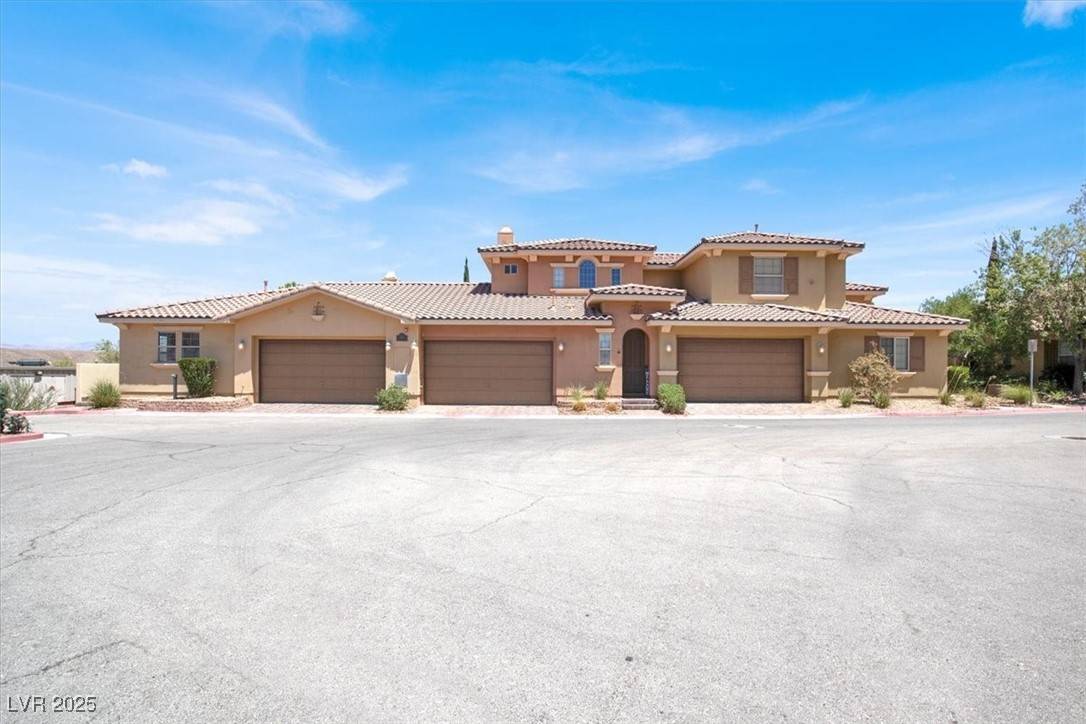 Henderson, NV 89011,31 Via Mantova #1