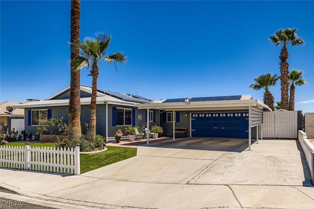 Las Vegas, NV 89145,7721 Macaw LN