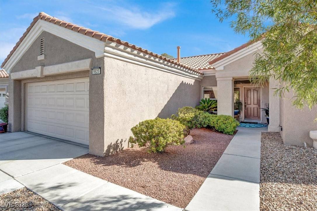 Las Vegas, NV 89134,9525 Salem Hills CT