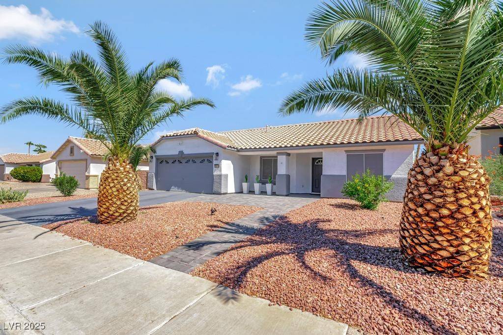 Henderson, NV 89014,316 Desert Knolls ST