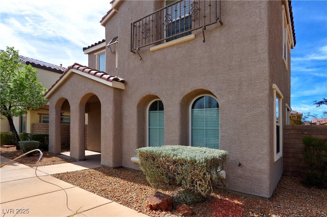 Las Vegas, NV 89138,1024 Railroad Flat CT