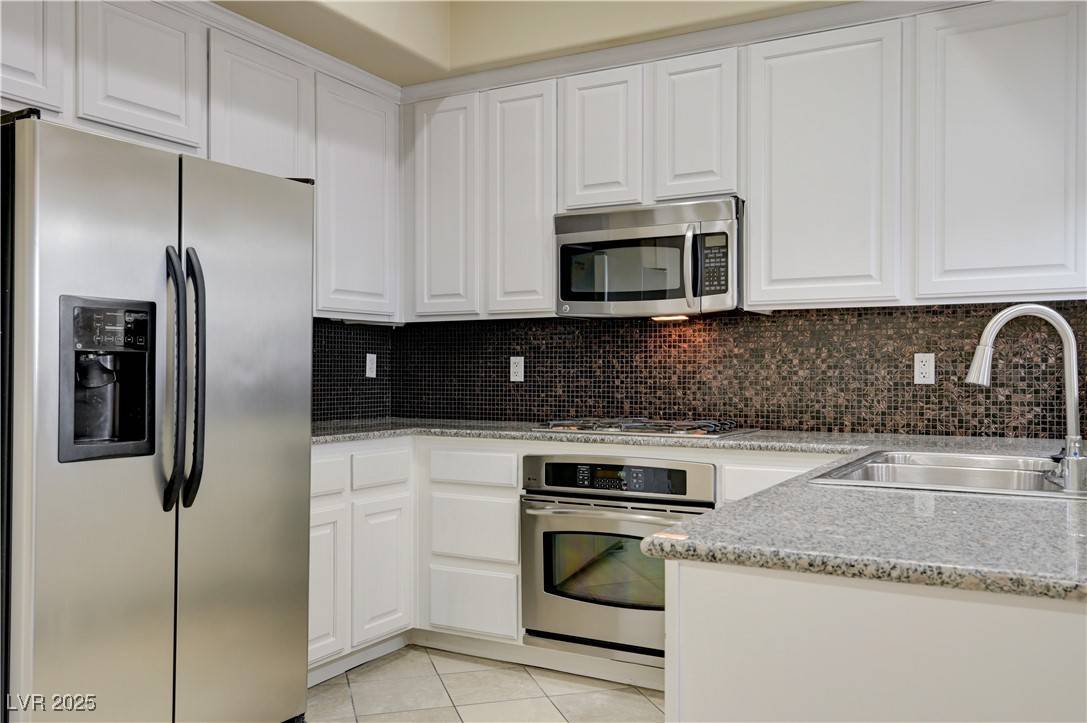 Las Vegas, NV 89123,20 E Serene AVE #404