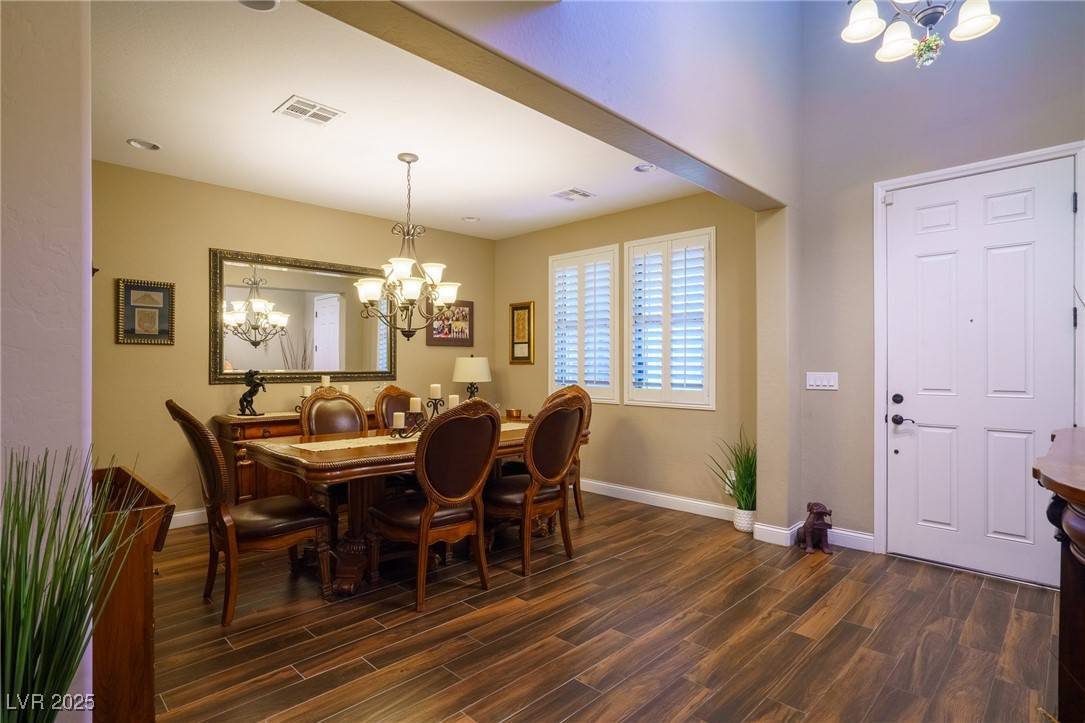 Las Vegas, NV 89113,8727 Rogue River CT