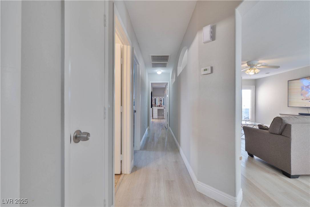 Las Vegas, NV 89142,6471 Dune Point CT