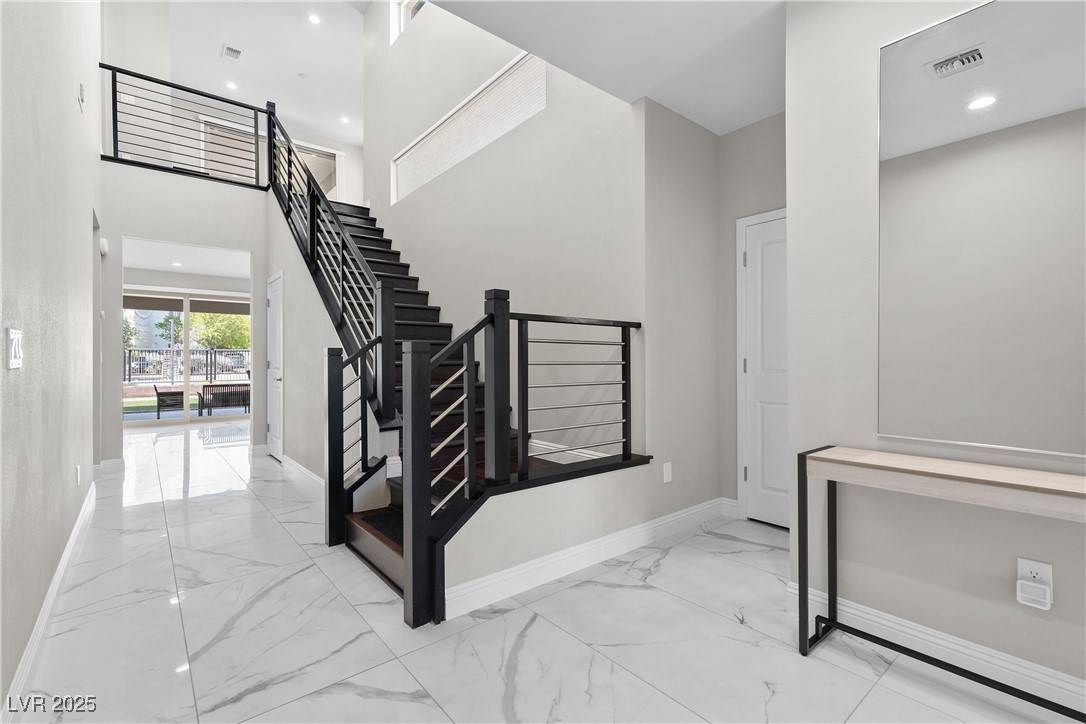 Las Vegas, NV 89135,10254 Kesington DR