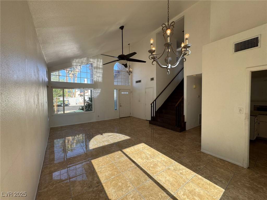 North Las Vegas, NV 89031,1360 Red Hollow DR