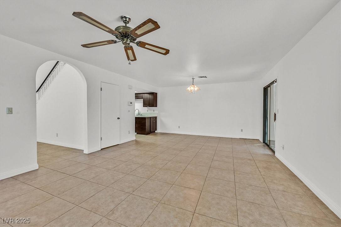 Las Vegas, NV 89103,3935 Tirana WAY