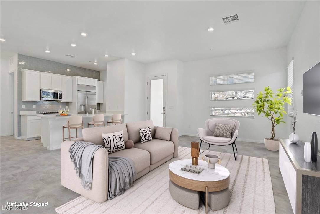 Las Vegas, NV 89138,933 Mayfield Manor LN