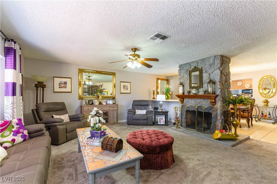 Las Vegas, NV 89121,3947 Landsdown PL