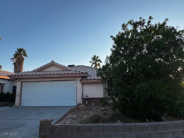 Las Vegas, NV 89119,6903 Wineberry DR