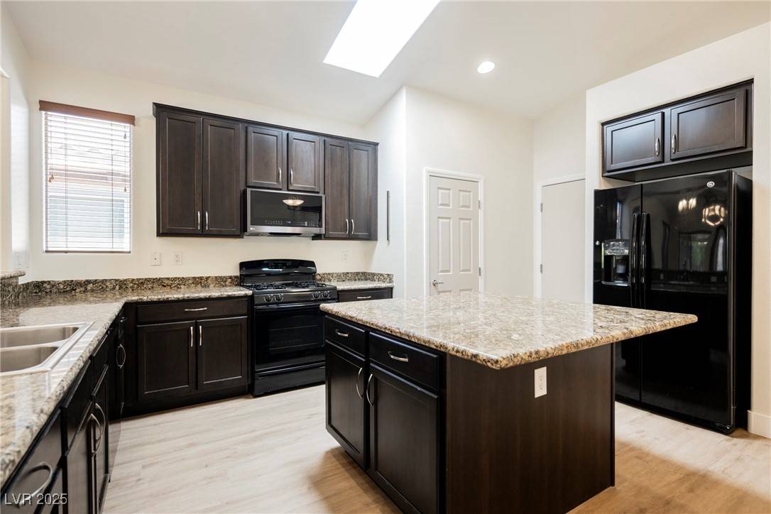 Henderson, NV 89011,1015 Via Nandina PL