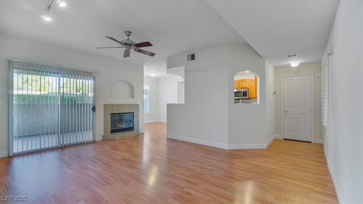 Las Vegas, NV 89128,8741 Red Brook DR #103