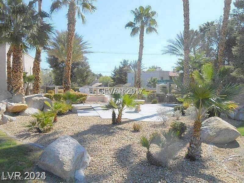 Las Vegas, NV 89118,5170 S Jones BLVD #206