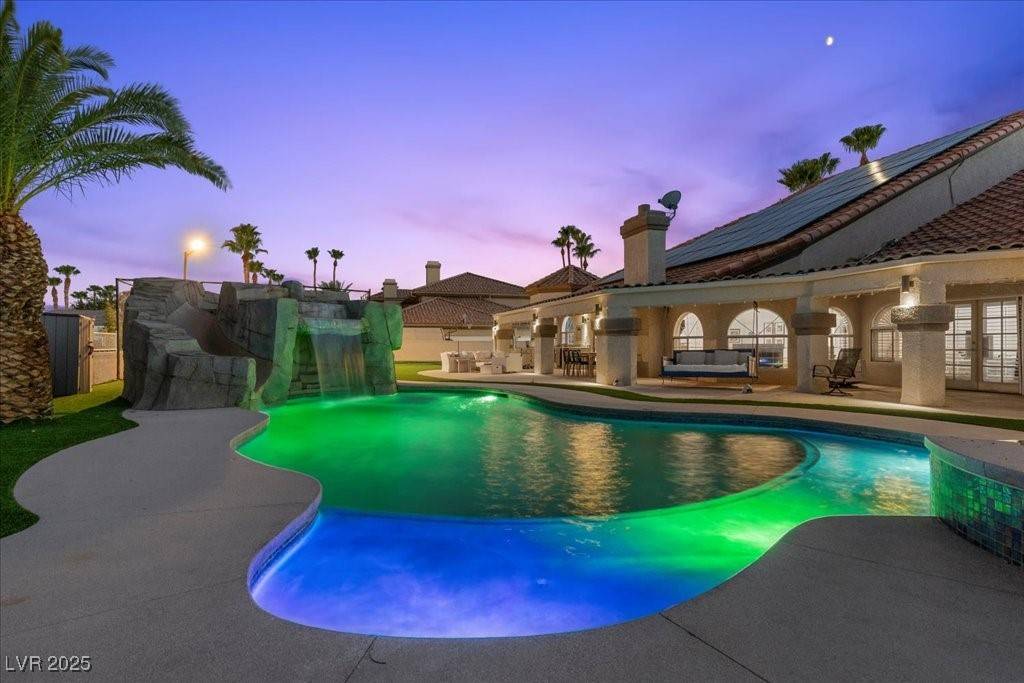 Las Vegas, NV 89117,2110 Americas Cup CIR