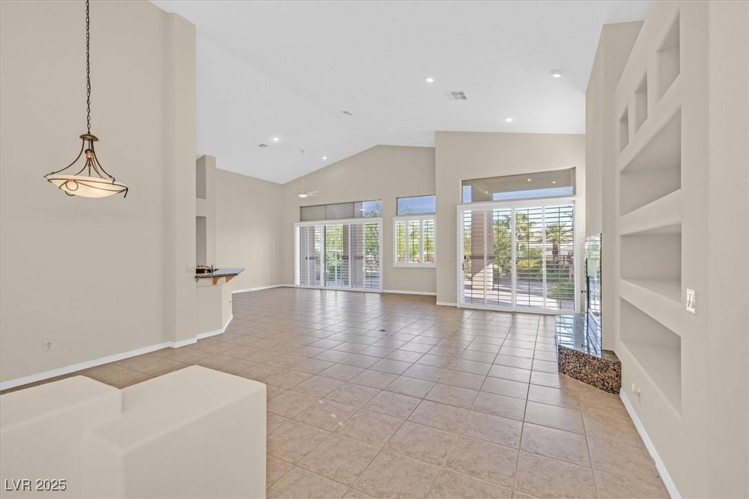 Las Vegas, NV 89144,532 Summer Mesa DR