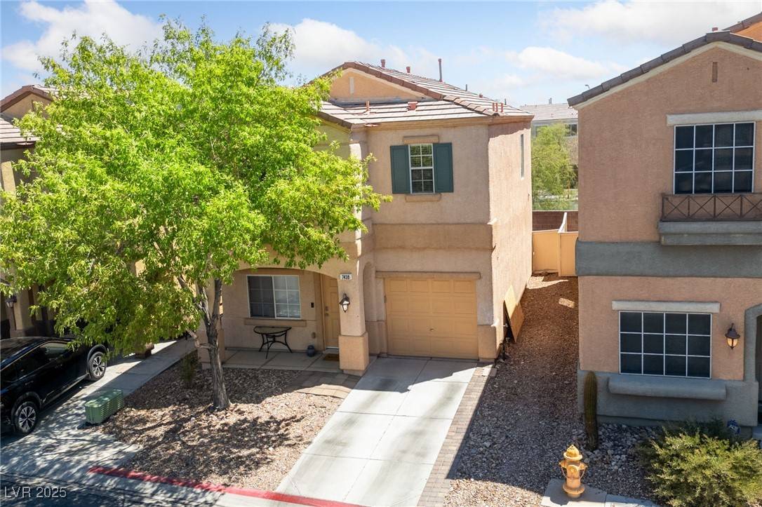 Las Vegas, NV 89139,7438 Grizzly Giant ST