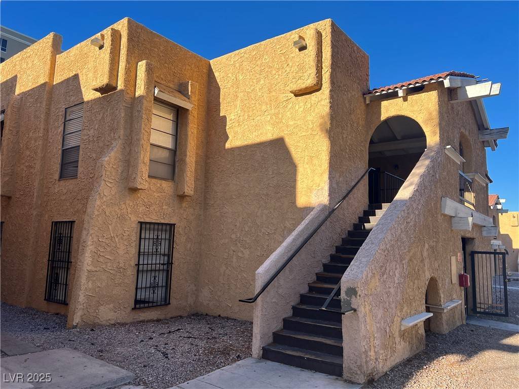 Las Vegas, NV 89109,4630 Koval LN