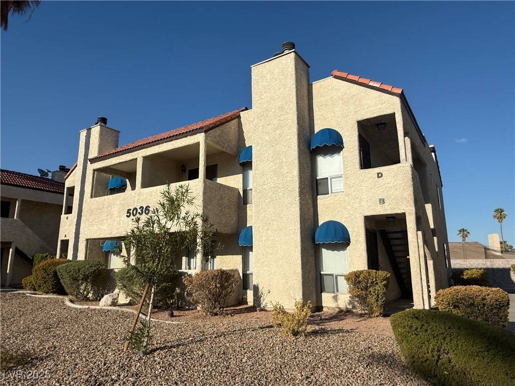 Las Vegas, NV 89119,5036 Newport Cove DR #D