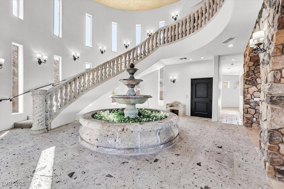 Boulder City, NV 89005,503 Aaron WAY