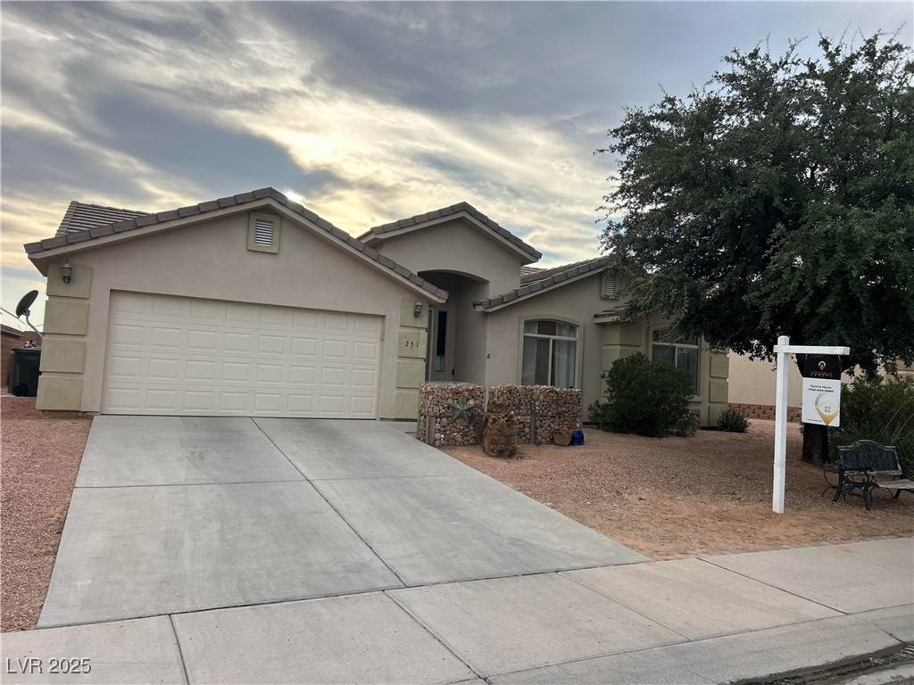 Mesquite, NV 89027,251 Woodbury LN