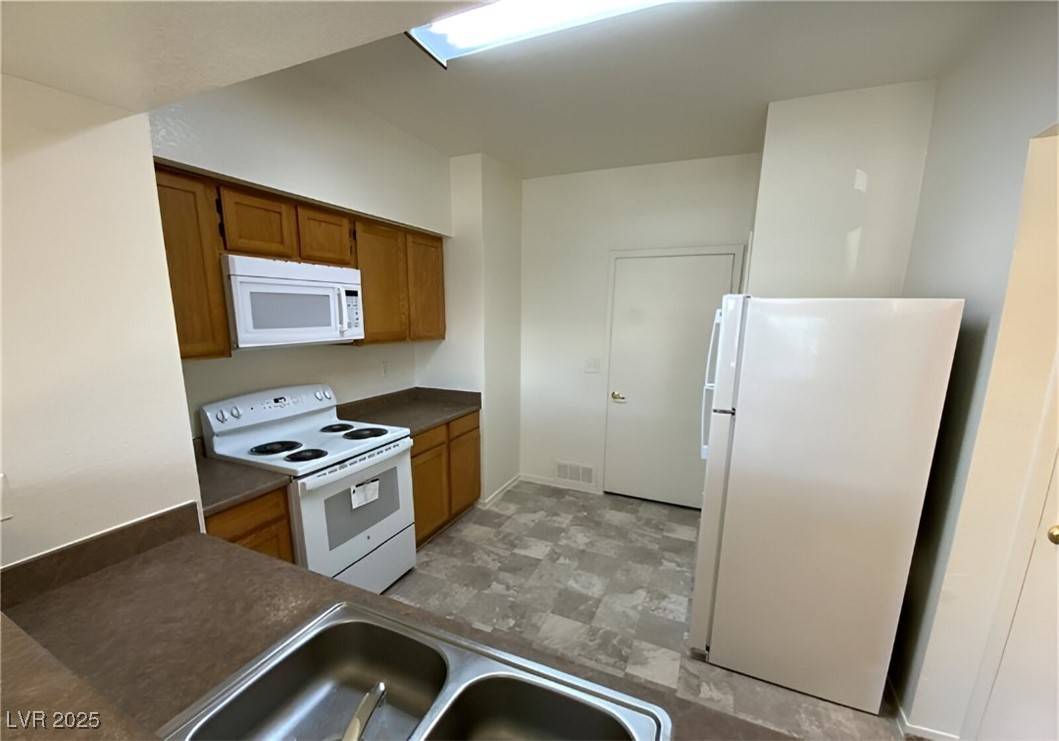 Las Vegas, NV 89118,6650 W Warm Springs RD #1024