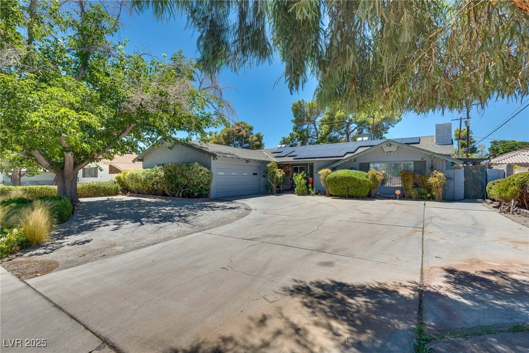 Las Vegas, NV 89102,1238 Campbell DR